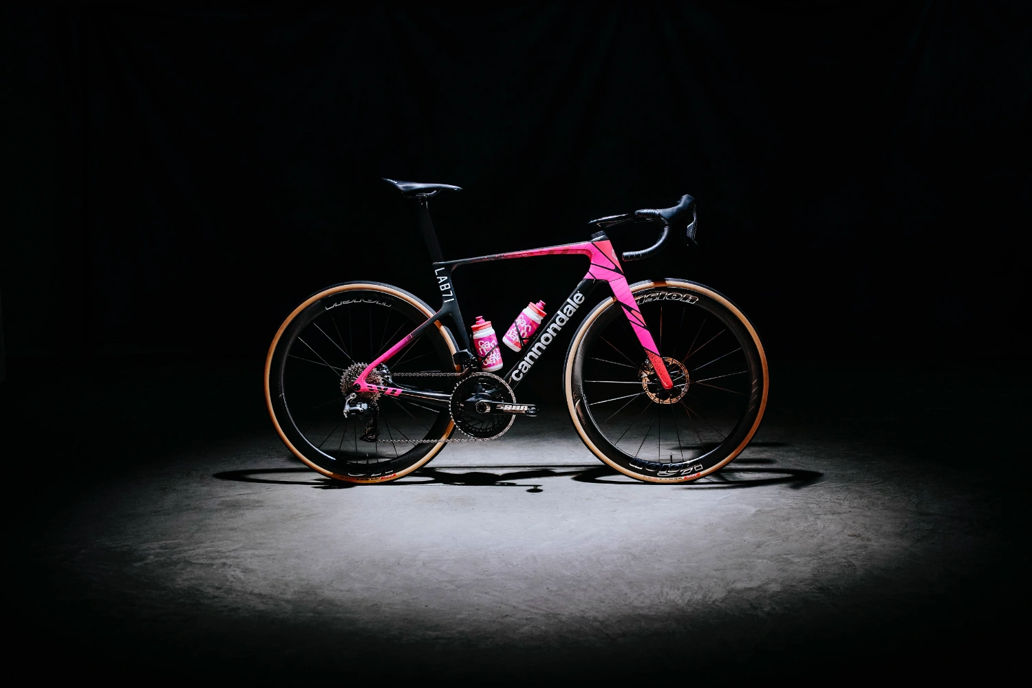 Integrovaný senzor na náboji pro spojení s aplikací