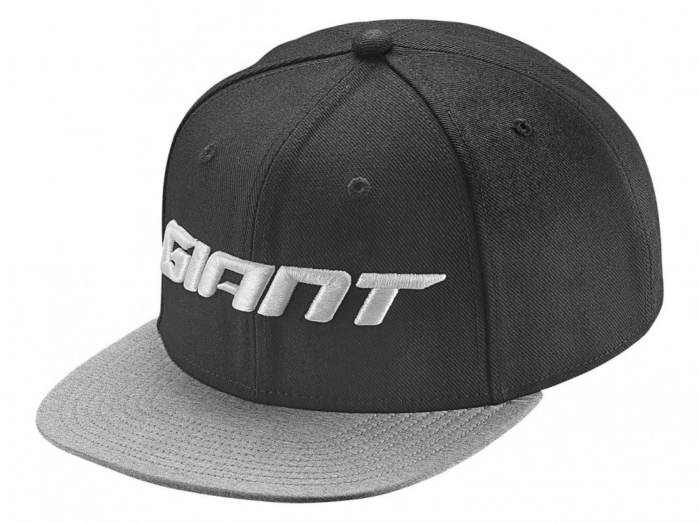 Giant Trucker Cap black/white