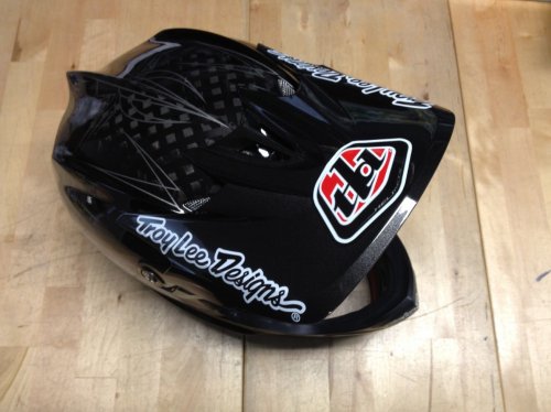 Troy Lee Designs D3 Pinstripe Carbon - použitá