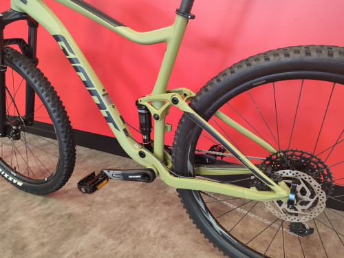 Giant Stance 29 1