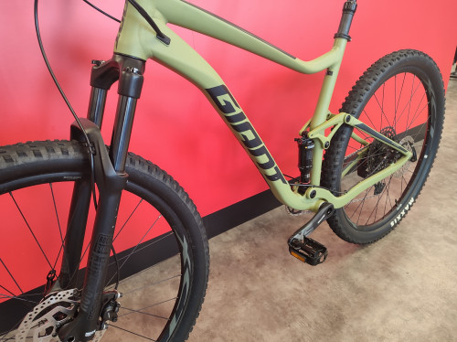 Giant Stance 29 1
