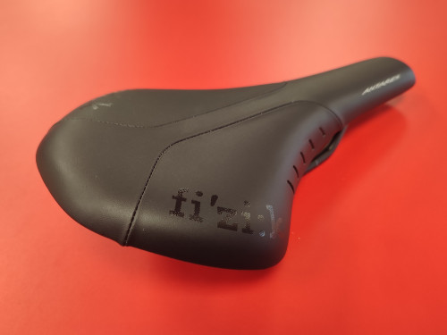 Fizik Antares R7