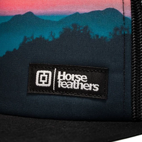 Horsefeathers Mave