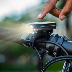 Blackburn Dayblazer 550 + Grid Rear USB-C (Set)