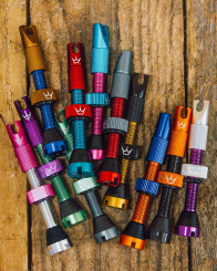 Peaty´s Chris King MK 2 Tubeless Valve Accessory Kit - Bourbon
